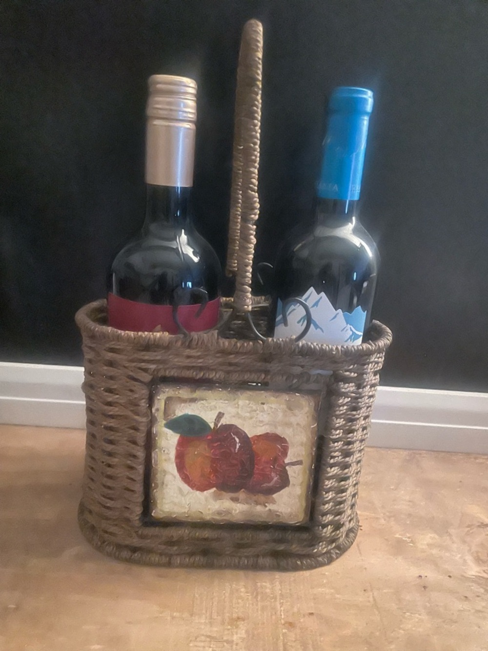 Woven Rattan Wine Caddy with Apple Tile Accent - Brown